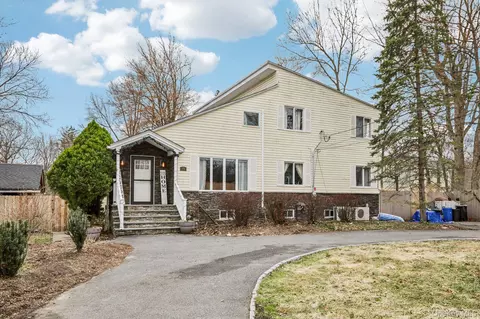 19 Parker Ave, Clarkstown, NY 10956