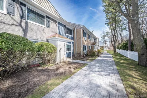 Other - 40 W 4th St #206, Patchogue, NY 11772 photo 1 of 9