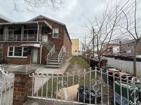 1259 Crosby Ave, New York, NY 10461