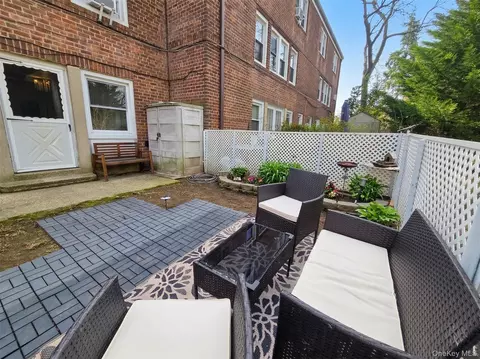 147-15 Village #31 GD, New York, NY 11435