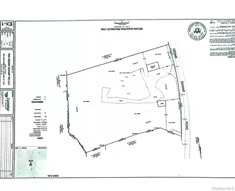 559 Cedar Swamp Rd, Oyster Bay, NY 11545
