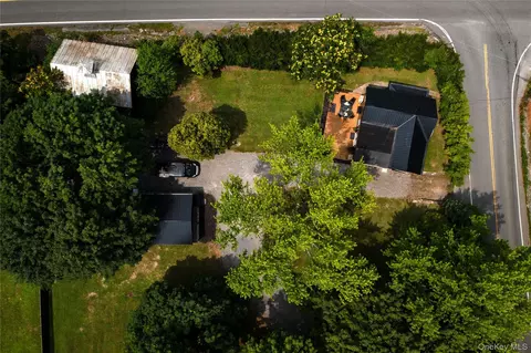5628 State Route 9g, Hudson, NY 12534