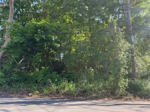 0 Central Islip Blvd, Islip, NY 11779