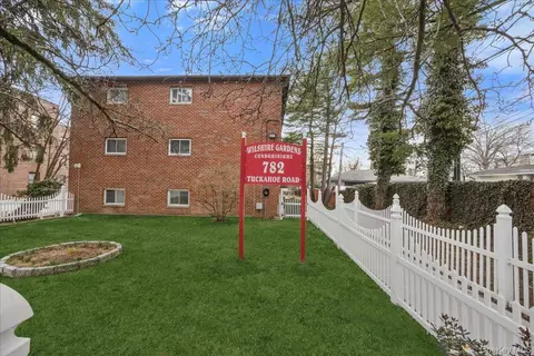 782 Tuckahoe Rd #3C, Yonkers, NY 10710