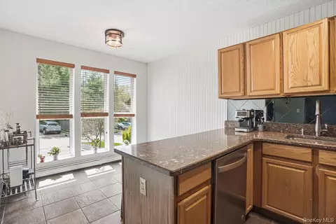 Kitchen - 85 Hemlock Cir, Peekskill, NY 10566 photo 1 of 2