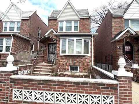 14957 21st Ave, New York, NY 11357