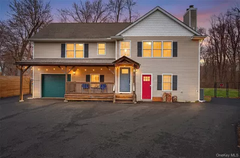 57 Dogwood Ln, Beacon, NY 12508