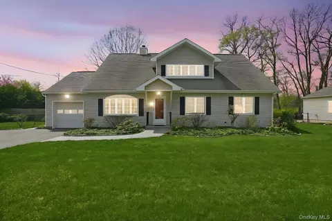 73 Sunset Rd, Cortlandt, NY 10548