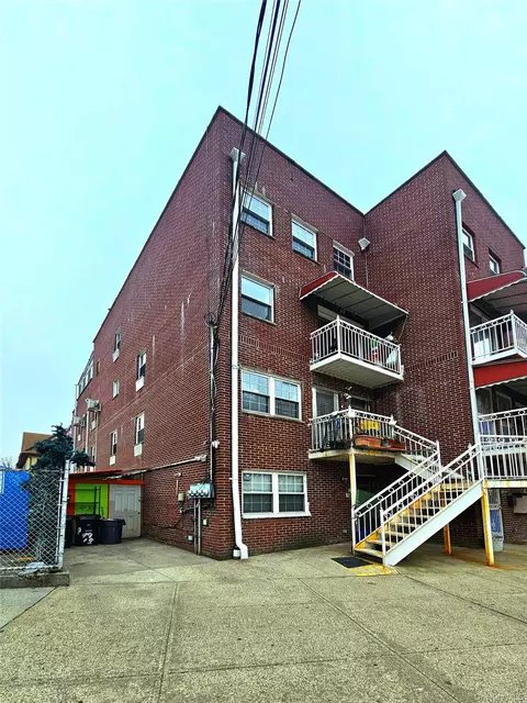 99-18 Corona Ave, New York, NY 11368