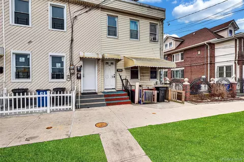 21626 99th Ave, New York, NY 11429