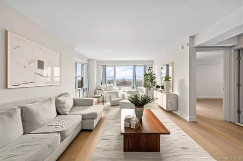 107-40 Queens Blvd #10A, New York, NY 11375