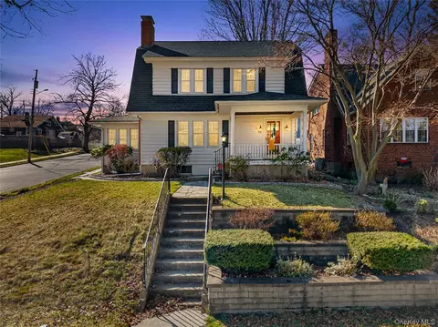 1 City Ter N, Newburgh, NY 12550