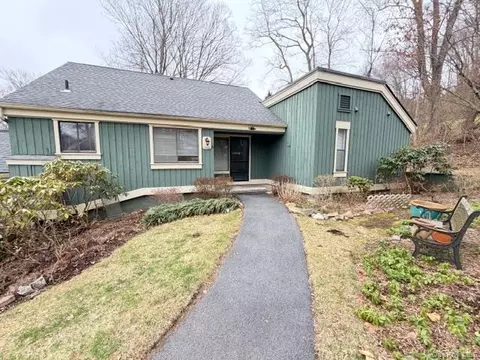 39 Heritage Hls #B, Somers, NY 10589