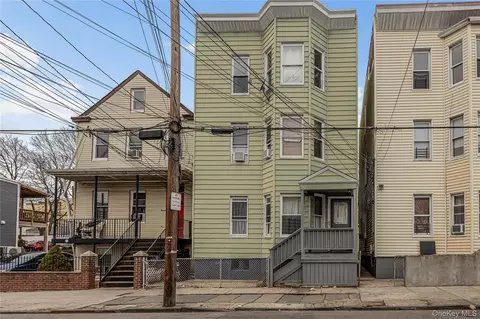 139 Voss Ave, Yonkers, NY 10703