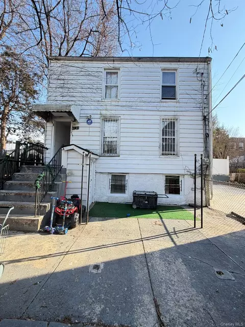 67-30 49th Ave, New York, NY 11377