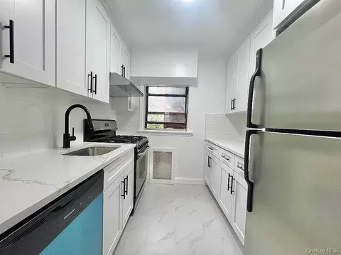 4421 Macnish St #2, Elmhurst, NY 11373