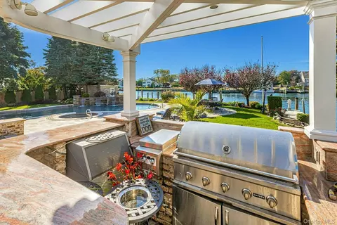 Other - 10 Beech Rd, Islip, NY 11751 photo 8 of 12
