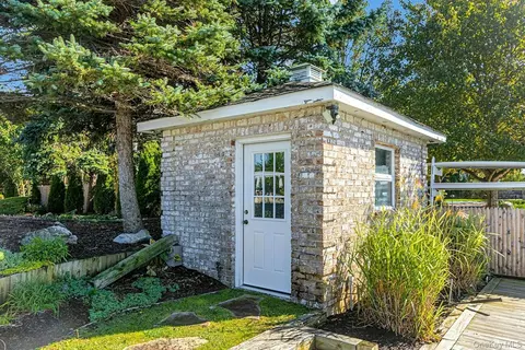 Other - 10 Beech Rd, Islip, NY 11751 photo 11 of 12