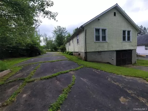 191 Hasbrouck A Rd, Fallsburg, NY 12733