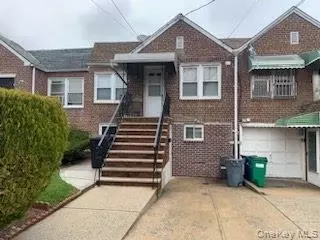 11433 204th St, New York, NY 11412