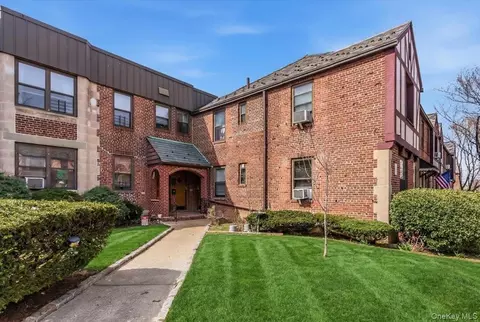 21-36 77th St, East Elmhurst, NY 11370