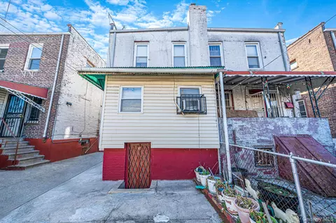 Exterior - 281 E 57th St #1, Brooklyn, NY 11203 photo 5 of 7