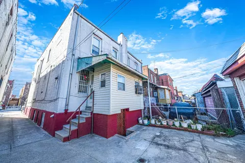 Exterior - 281 E 57th St #1, Brooklyn, NY 11203 photo 4 of 7