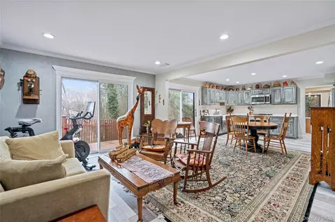Other - 38 Maple Ct, Oyster Bay, NY 11753 photo 3 of 10