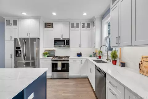 Other - 123 Jackie Ct, Patchogue, NY 11772 photo 4 of 7