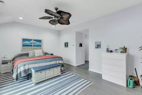 Bedroom - 123 Jackie Ct, Patchogue, NY 11772 photo 1 of 3