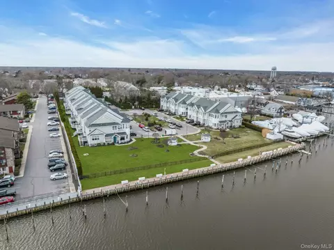 View/Area - 123 Jackie Ct, Patchogue, NY 11772 photo 4 of 5