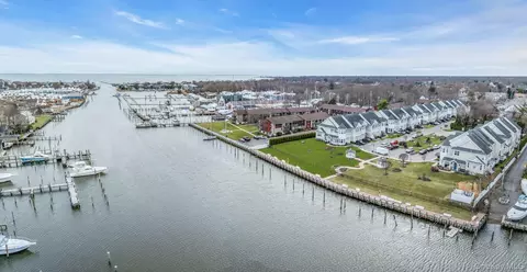 View/Area - 123 Jackie Ct, Patchogue, NY 11772 photo 5 of 5