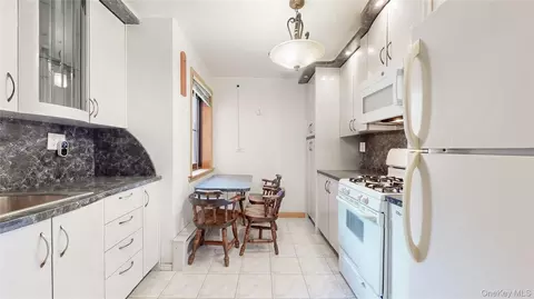 Kitchen - 99-11 60th Ave #4E, New York, NY 11368 photo 1 of 3