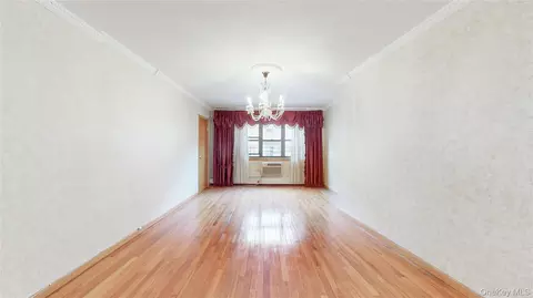 Living - 99-11 60th Ave #4E, New York, NY 11368 photo 2 of 4