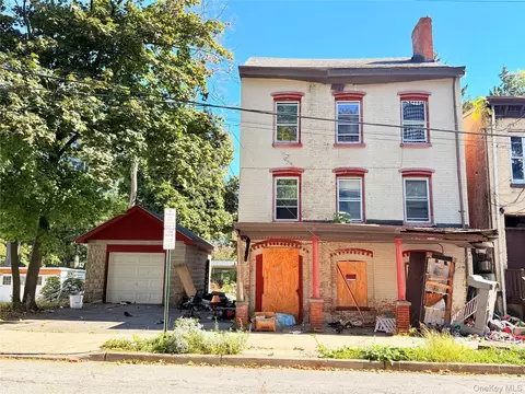 132 N Miller St, Newburgh, NY 12550
