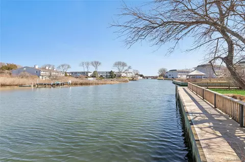 View/Area - 20 Mitchell Rd, Westhampton Beach, NY 11978 photo 1 of 2