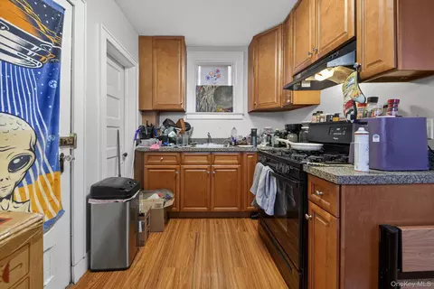 Kitchen - 1206 Main St, Peekskill, NY 10566 photo 6 of 10