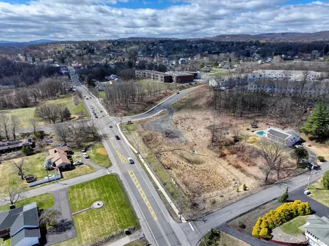 Route 9w, Marlboro, NY 12542