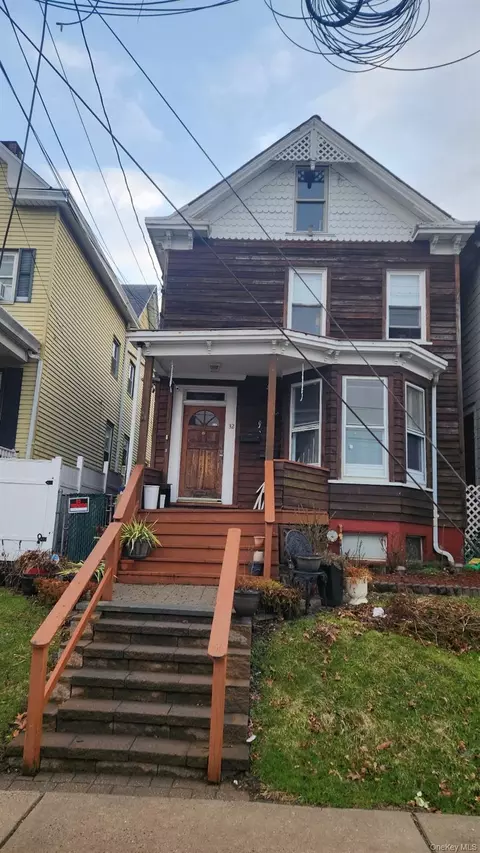 32 Clove Ave, Haverstraw, NY 10927