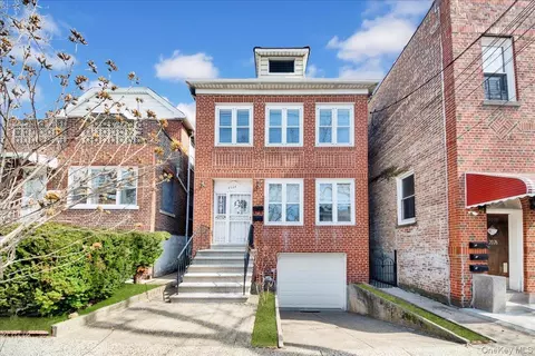 2028 Haight Ave, New York, NY 10461