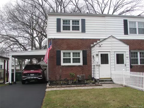 90 Paggi Ter, Wappinger, NY 12590