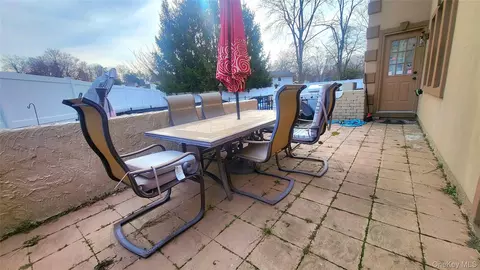 Exterior - 98 Sutton Park Rd, Poughkeepsie, NY 12603 photo 4 of 11