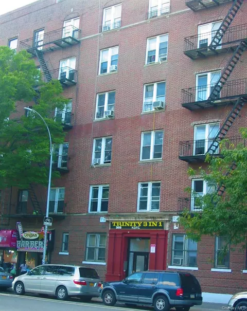 855 E 178th St #15A, New York, NY 10460
