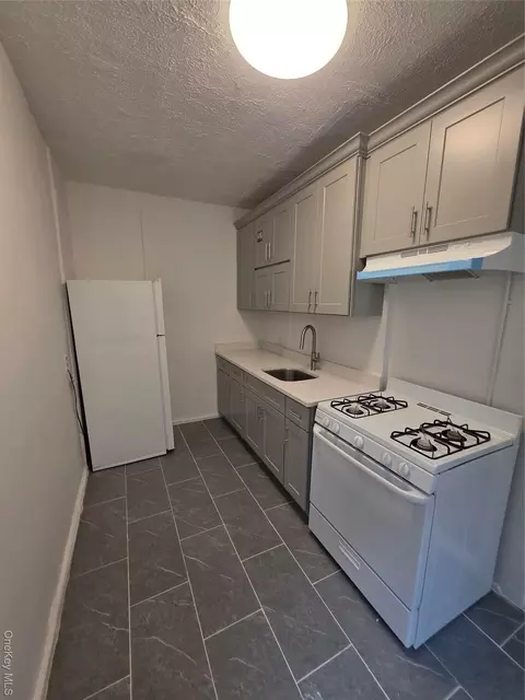 855 E 178th St #15A, New York, NY 10460 photo 9