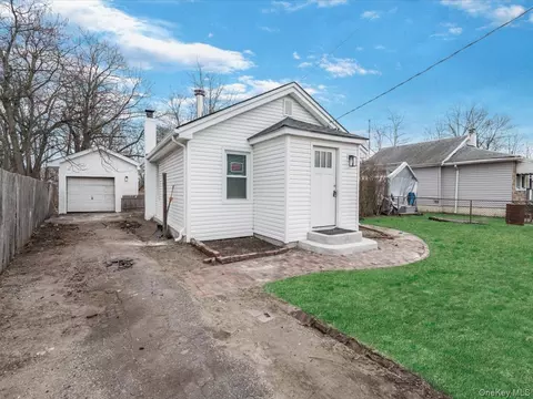 Other - 73 River Ave # C, Patchogue, NY 11772 photo 1 of 6
