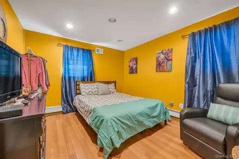 Bedroom - 138-10 11 Ave, Malba, NY 11357 photo 4 of 4