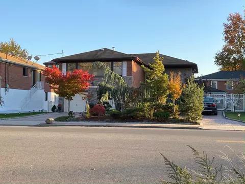 Exterior - 138-10 11 Ave, Malba, NY 11357 photo 3 of 5