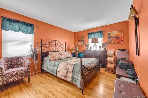 Bedroom - 138-10 11 Ave, Malba, NY 11357 photo 3 of 4