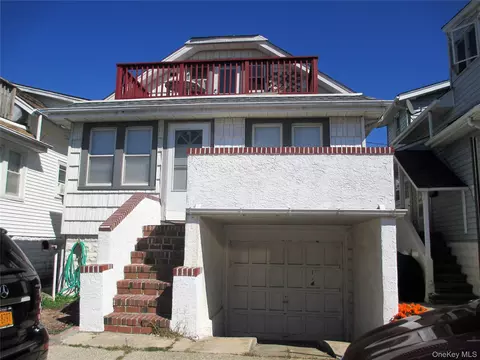 100 Kentucky St, Long Beach, NY 11561