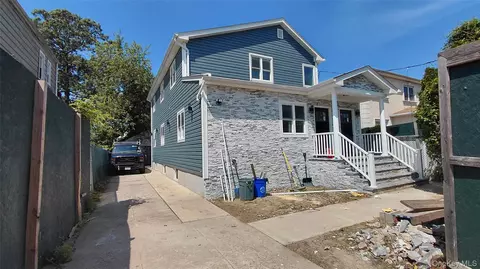 117-36 165th St, Jamaica, NY 11434